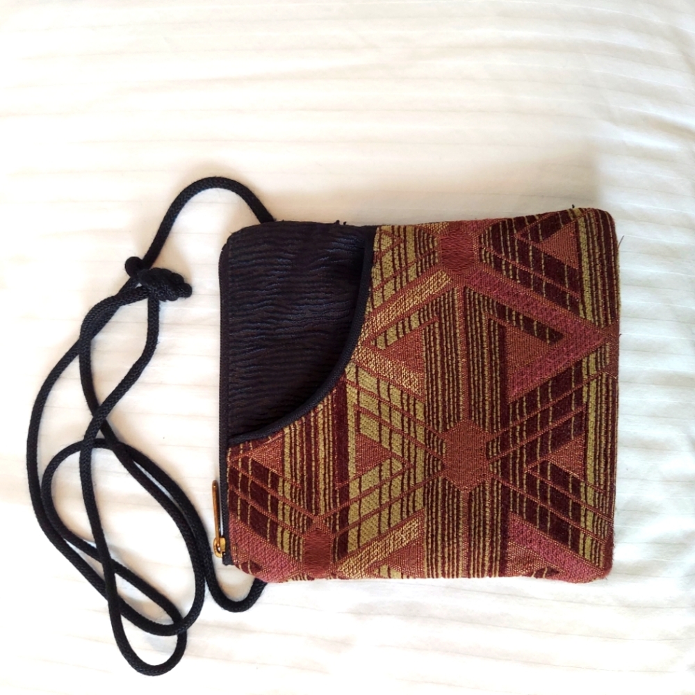 Crossbody Lightweigh bag pocketbook Brown Burgandy Black Cell Phone Pocket